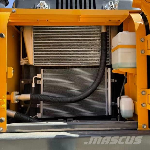 Hyundai R220LC-9S Гусеничные экскаваторы