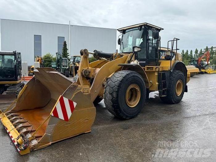 CAT 966K Фронтальные погрузчики