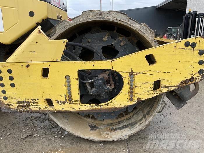 Bomag BW213DH-4 Грунтовые катки