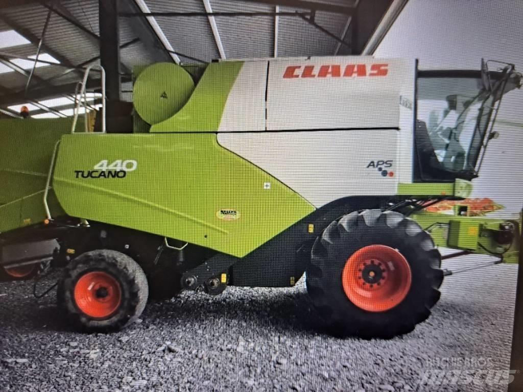 CLAAS Tucano 440 Зерноуборочные комбайны