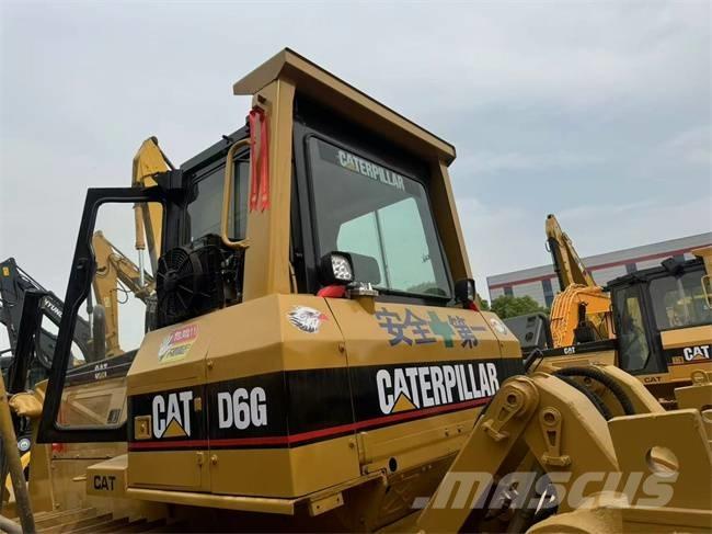 CAT D 6 G Гусеничные бульдозеры