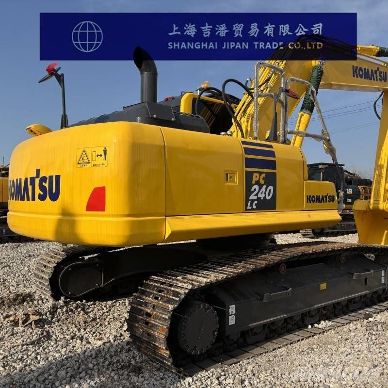 Komatsu PC 240 Гусеничные экскаваторы
