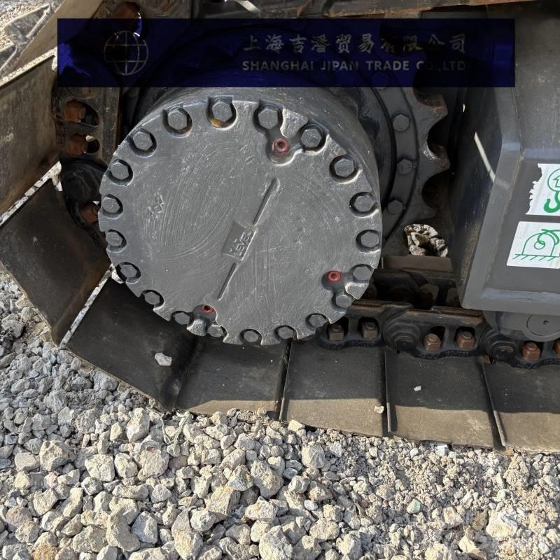 Komatsu PC 240 Гусеничные экскаваторы