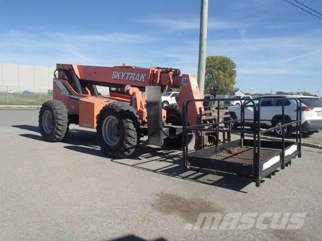 SkyTrak 10054 Телескопические погрузчики