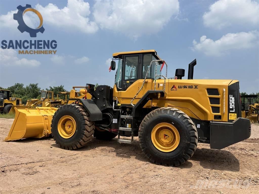 SDLG 956F Фронтальные погрузчики