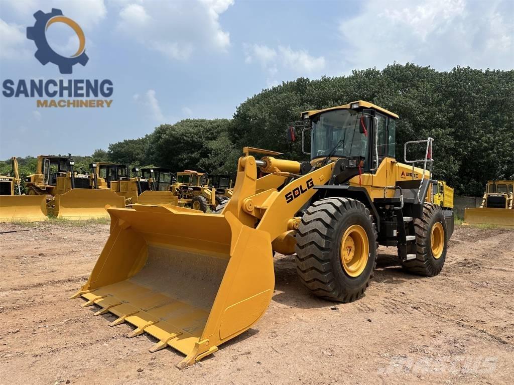 SDLG 956F Фронтальные погрузчики