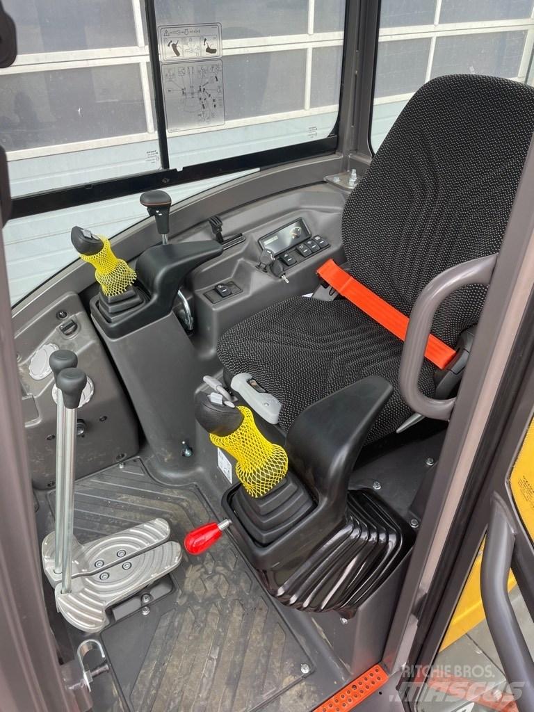 Volvo EC27D Мини-экскаваторы