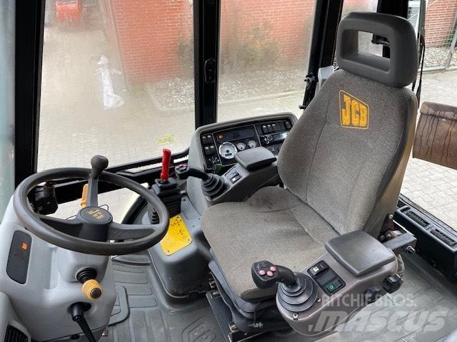 JCB 4CX Экскаваторы-погрузчики