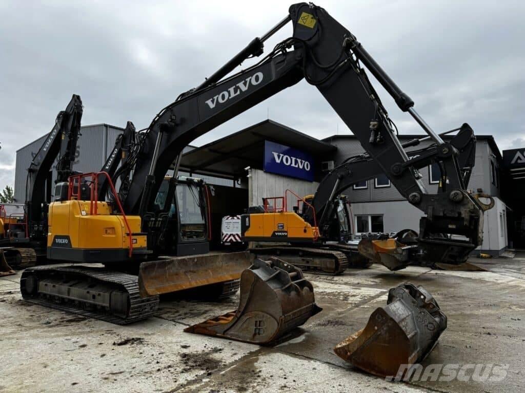 Volvo ECR235EL Гусеничные экскаваторы