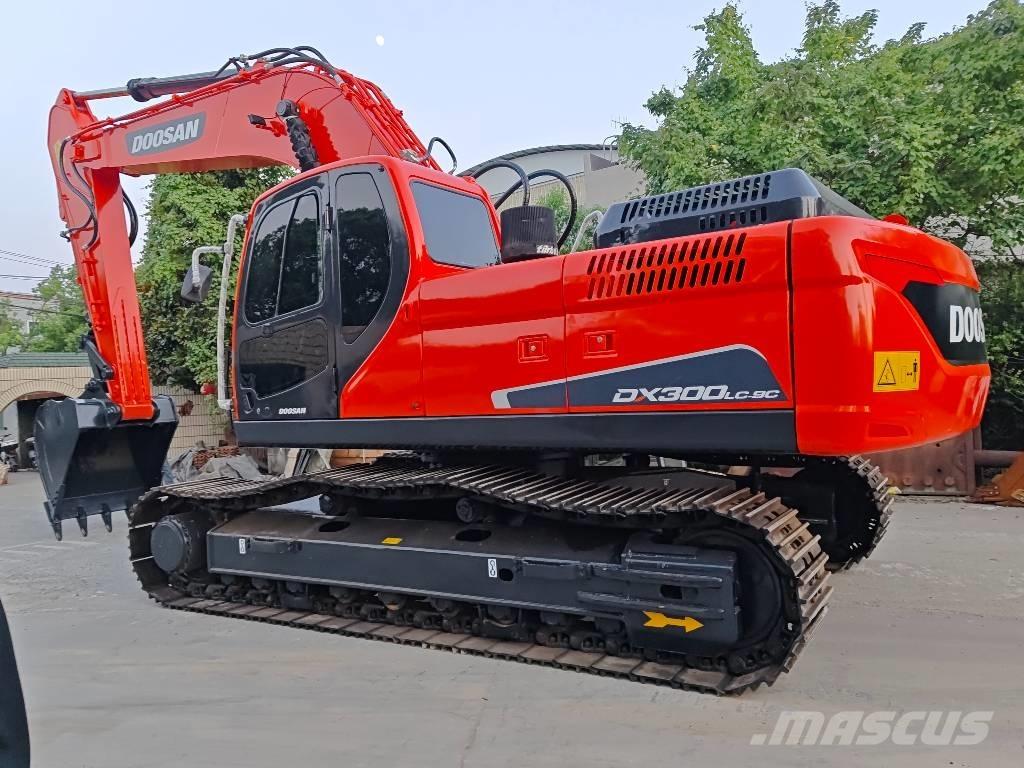 Doosan DX 300 LC-9C Гусеничные экскаваторы