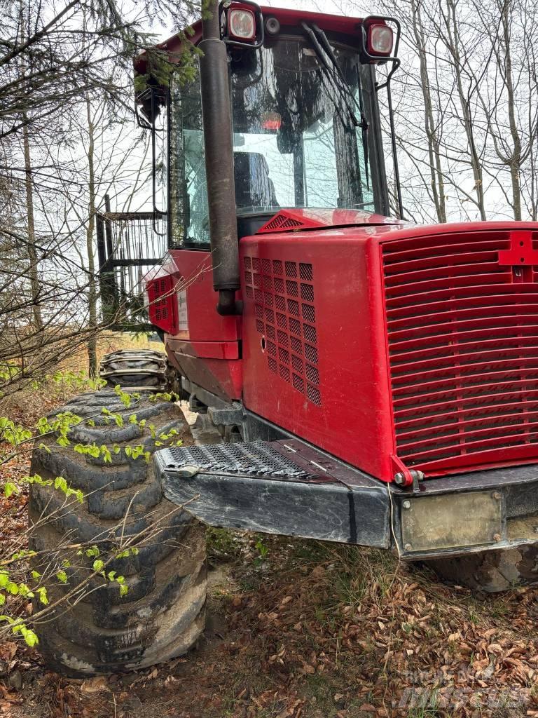 Komatsu 840.4 Форвардеры