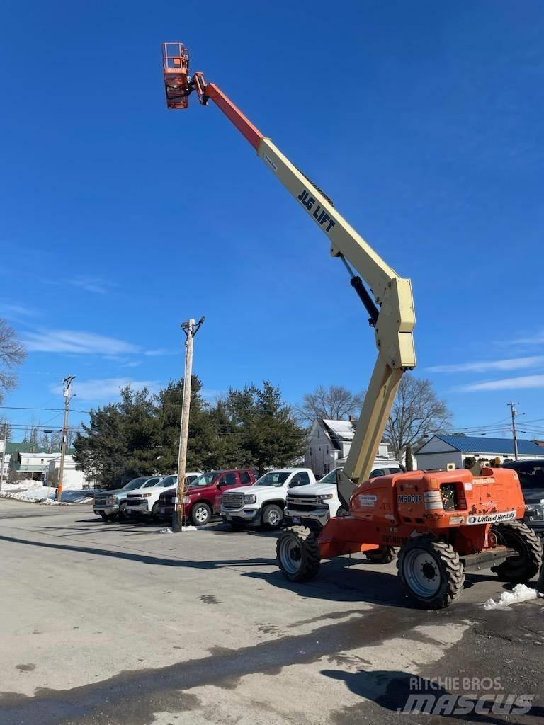 JLG M-600-JP Коленчатые подъемники