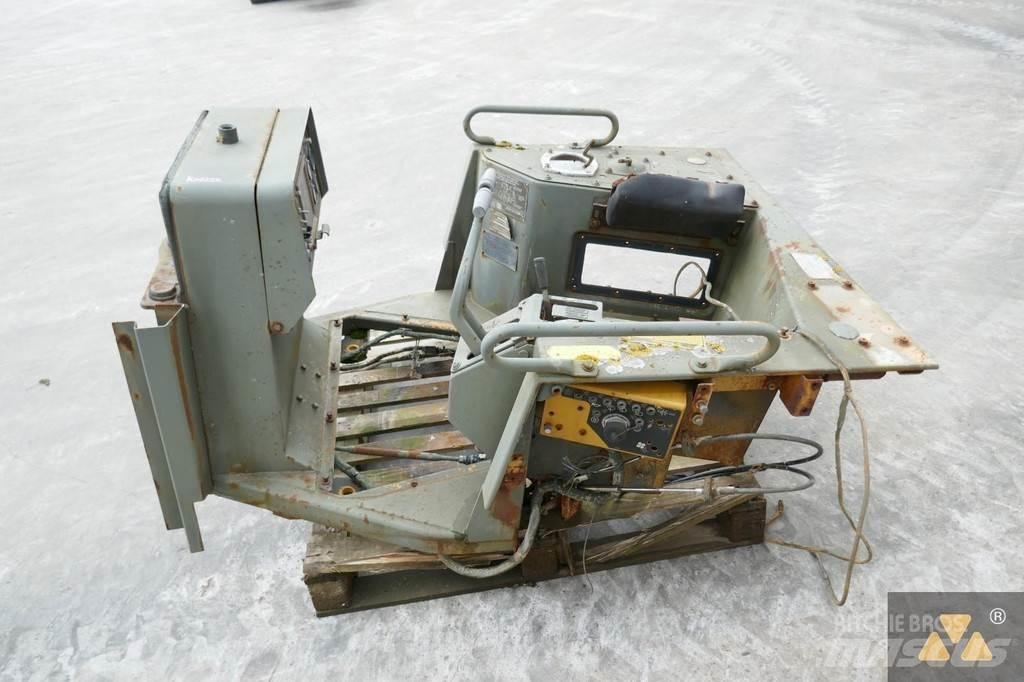 CAT 6T-3309 Кабины
