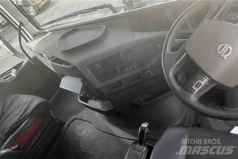 Volvo FH440 Специальные грузовики
