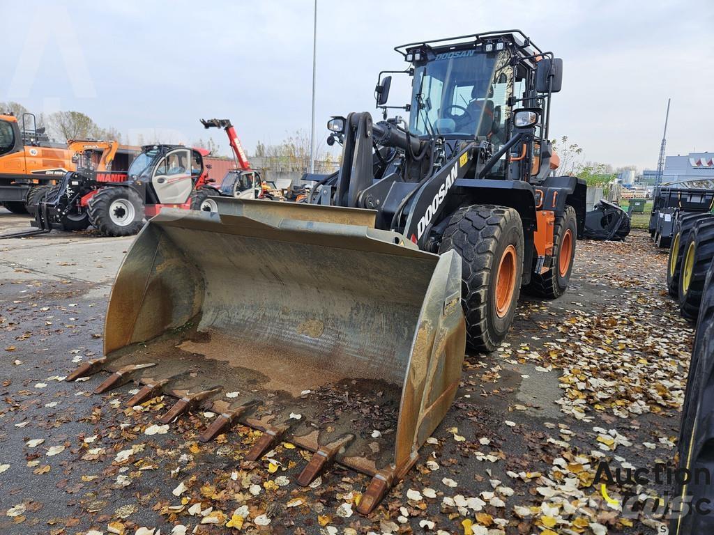 Doosan DL280-7 Фронтальные погрузчики