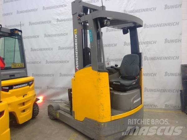 Jungheinrich ETV 325 Ричтраки