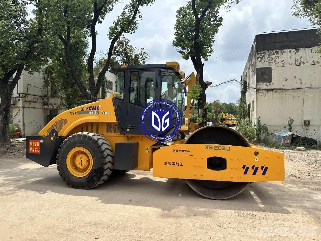 XCMG XS 203 J Грунтовые катки
