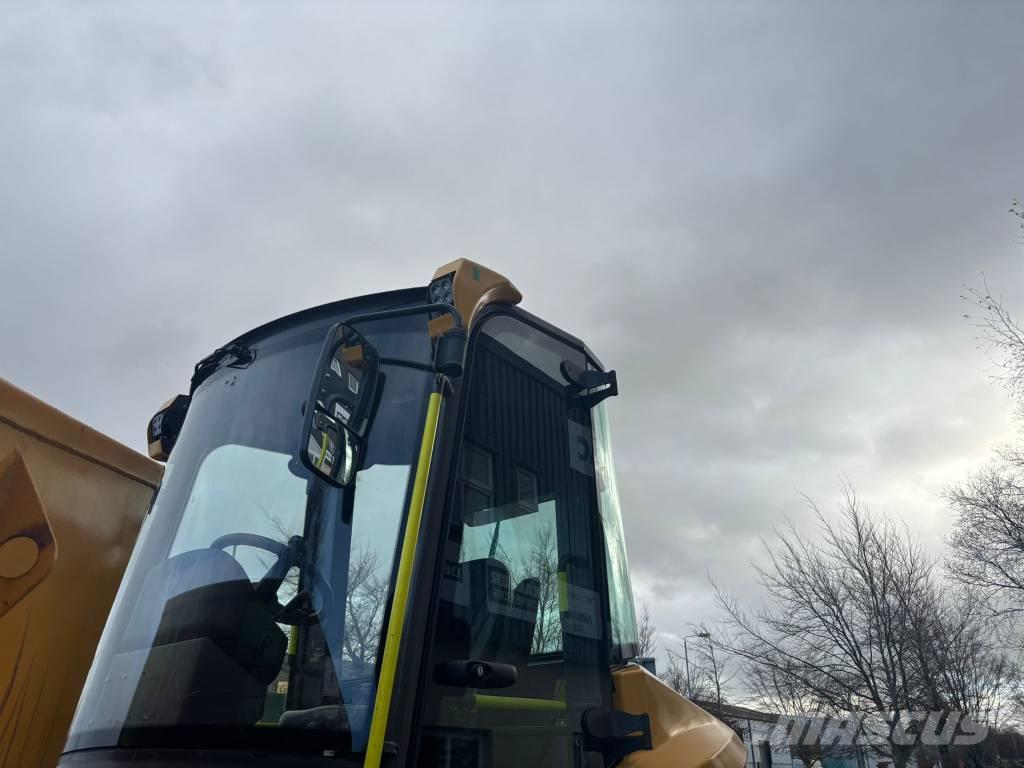 Mecalac 6 SMDX Мини-самосвалы