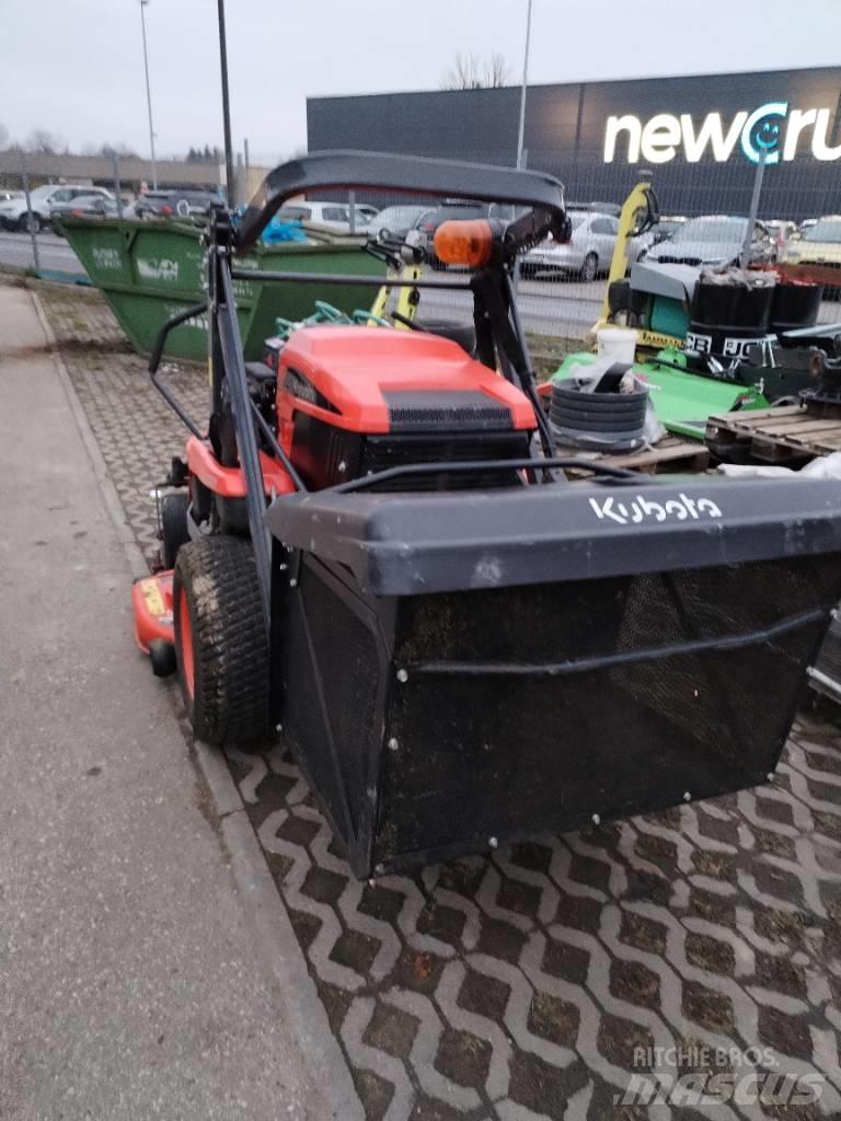Kubota GZD 21 Самоходные газонокосилки