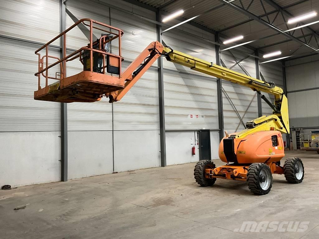 JLG 600 AJ   4x4x4 Коленчатые подъемники