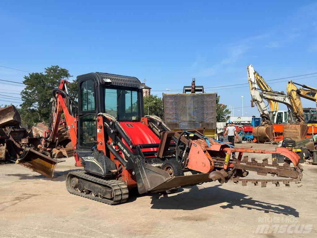 Ditch Witch XT 1600 Экскаваторы-погрузчики