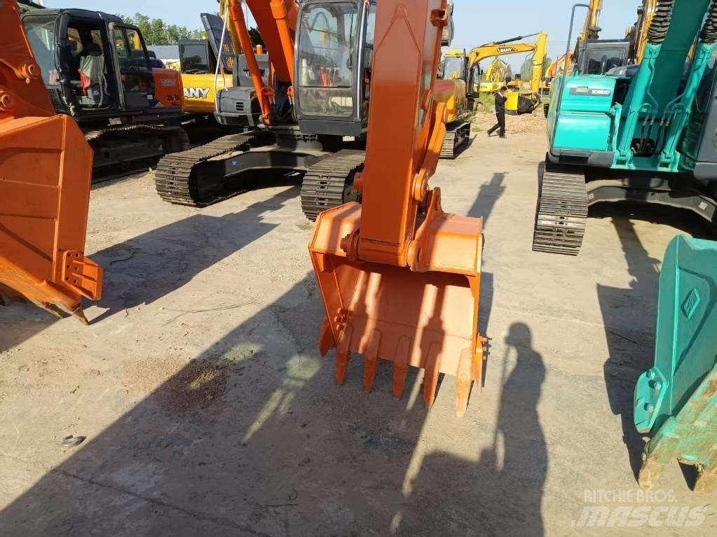 Hitachi ZX130-5A Гусеничные экскаваторы