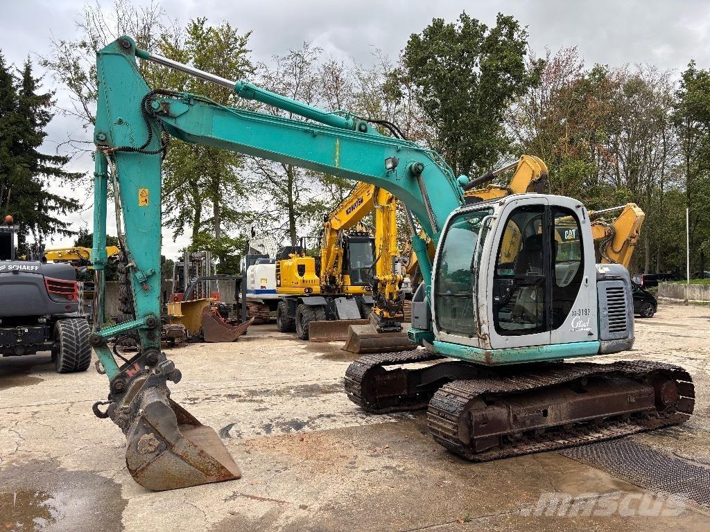 Kobelco SK 135 Гусеничные экскаваторы