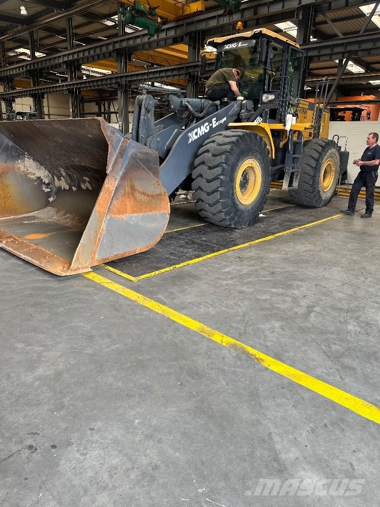 XCMG LW 700 KN Фронтальные погрузчики