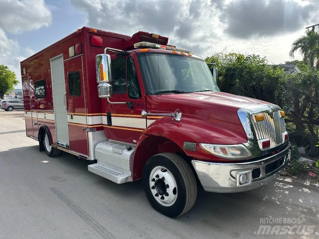 International 4300 Машины скорой помощи