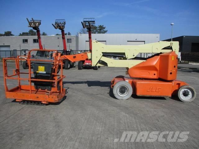 JLG E 400 AJPN (817) Коленчатые подъемники