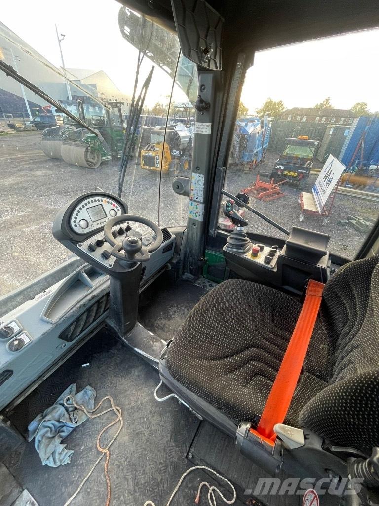 Bomag BW 154 AD-5 Катки тротуарные