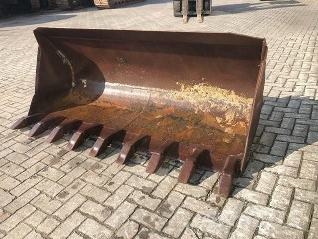  Shovel Tandenbak Ковши