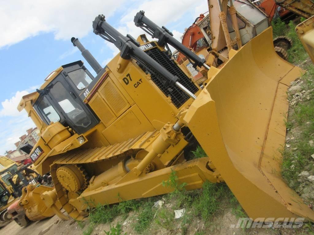 CAT D 7 H Гусеничные бульдозеры