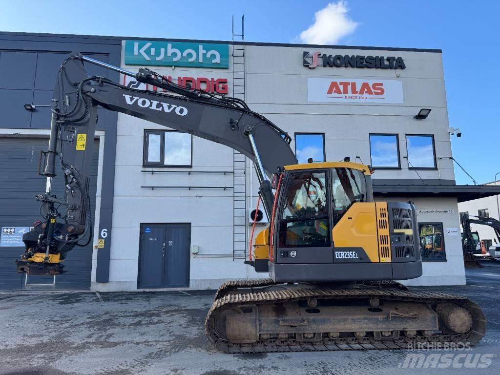 Volvo ECR 235 EL Гусеничные экскаваторы