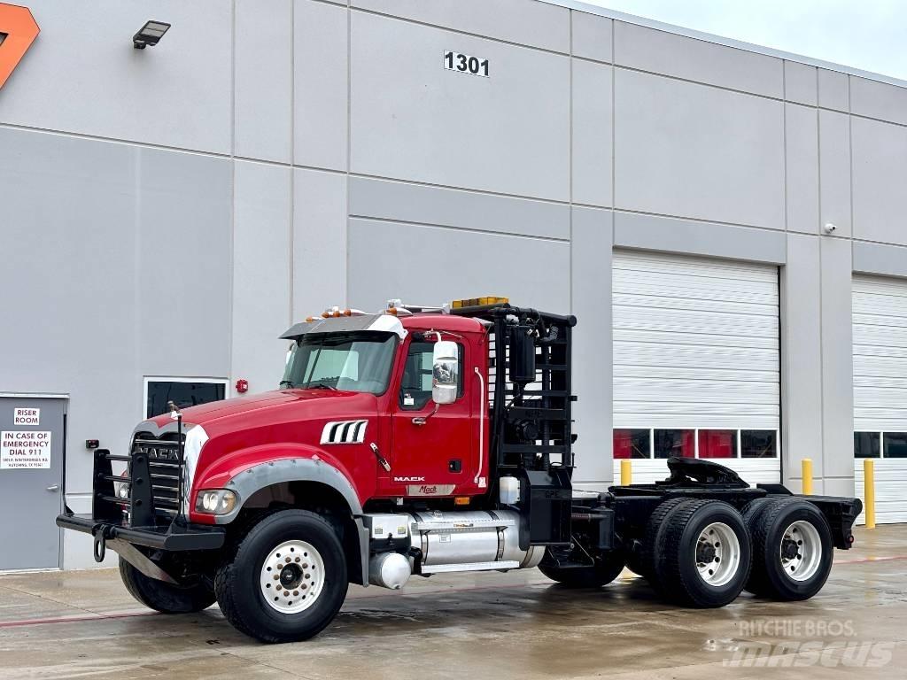 Mack Granite Грузовые эвакуаторы