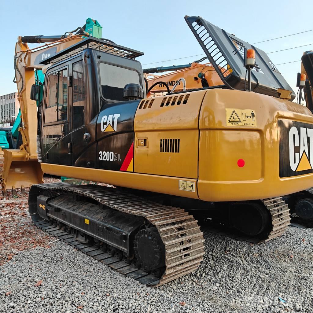 CAT 320D2L Гусеничные экскаваторы