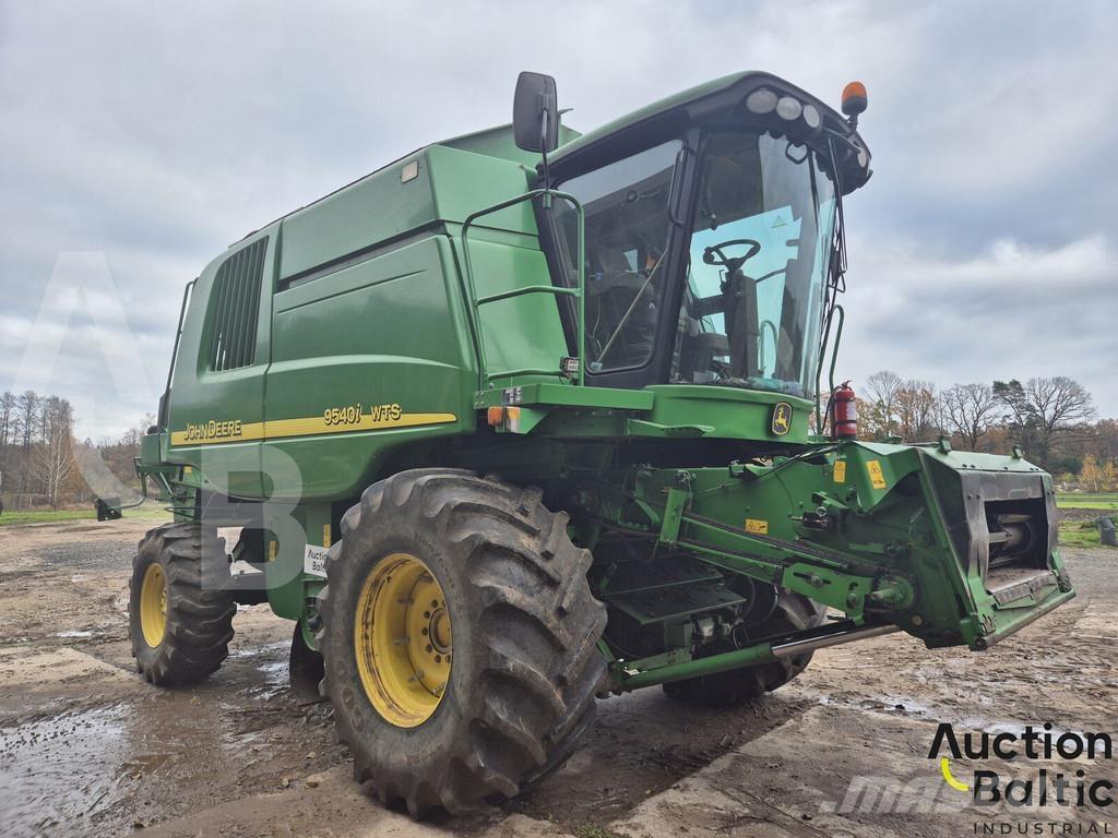 John Deere 9540 Зерноуборочные комбайны
