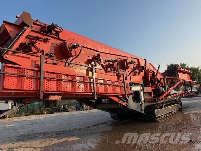 Sandvik QA450 Мобильные грохоты