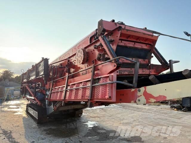 Sandvik QA450 Мобильные грохоты