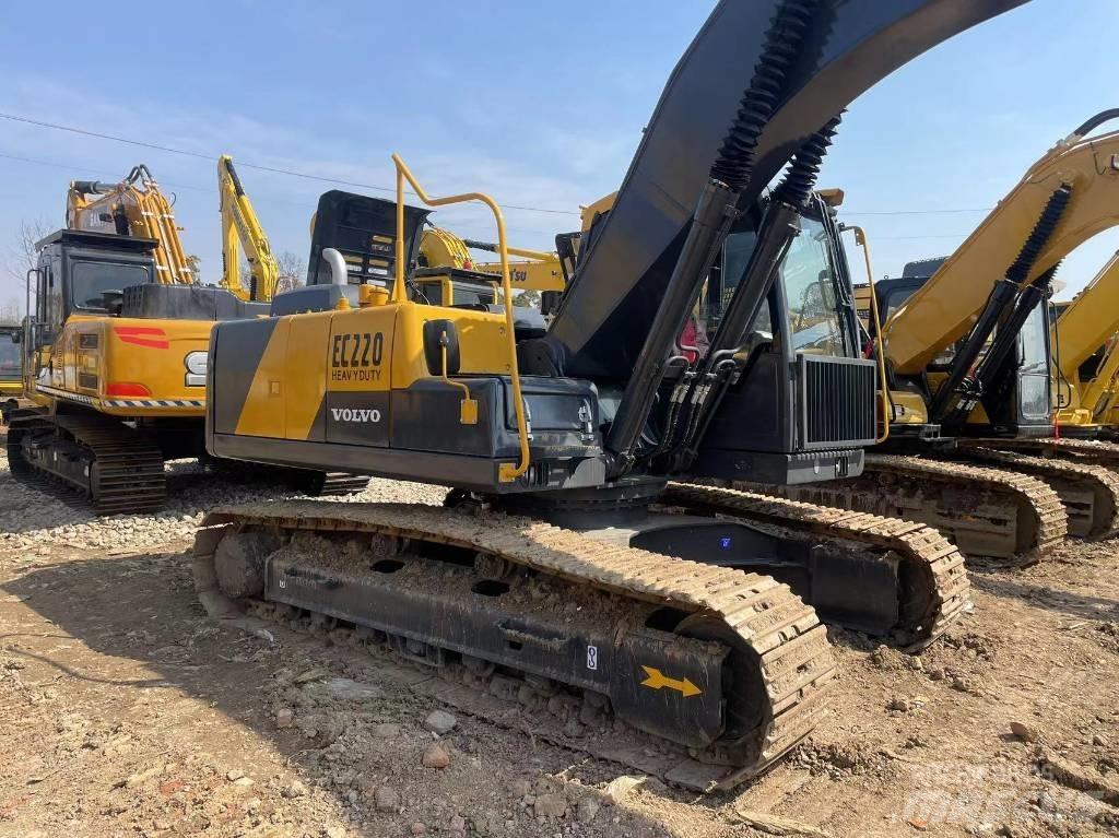 Volvo EC 220 Гусеничные экскаваторы