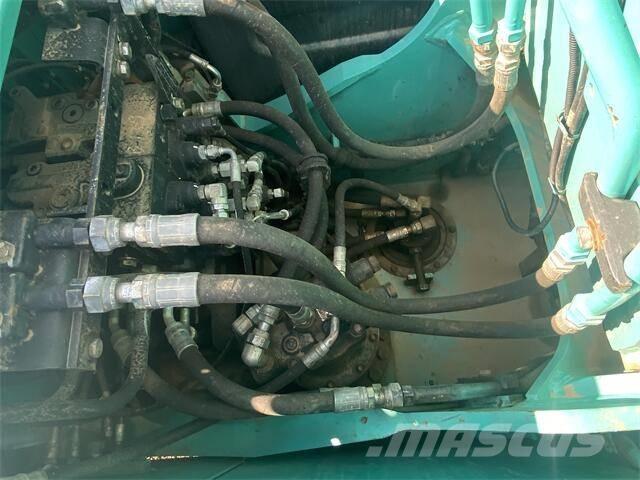 Kobelco SK 130 Гусеничные экскаваторы