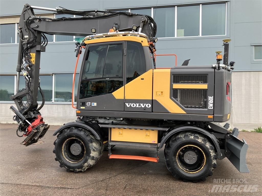Volvo EW 160 E Колёсные экскаваторы
