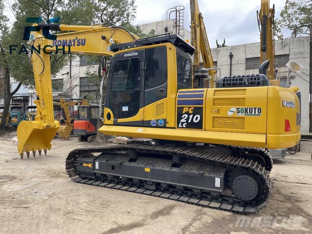 Komatsu PC210 Гусеничные экскаваторы