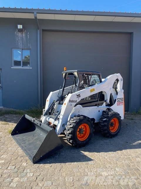 Bobcat S 250 Мини-погрузчики