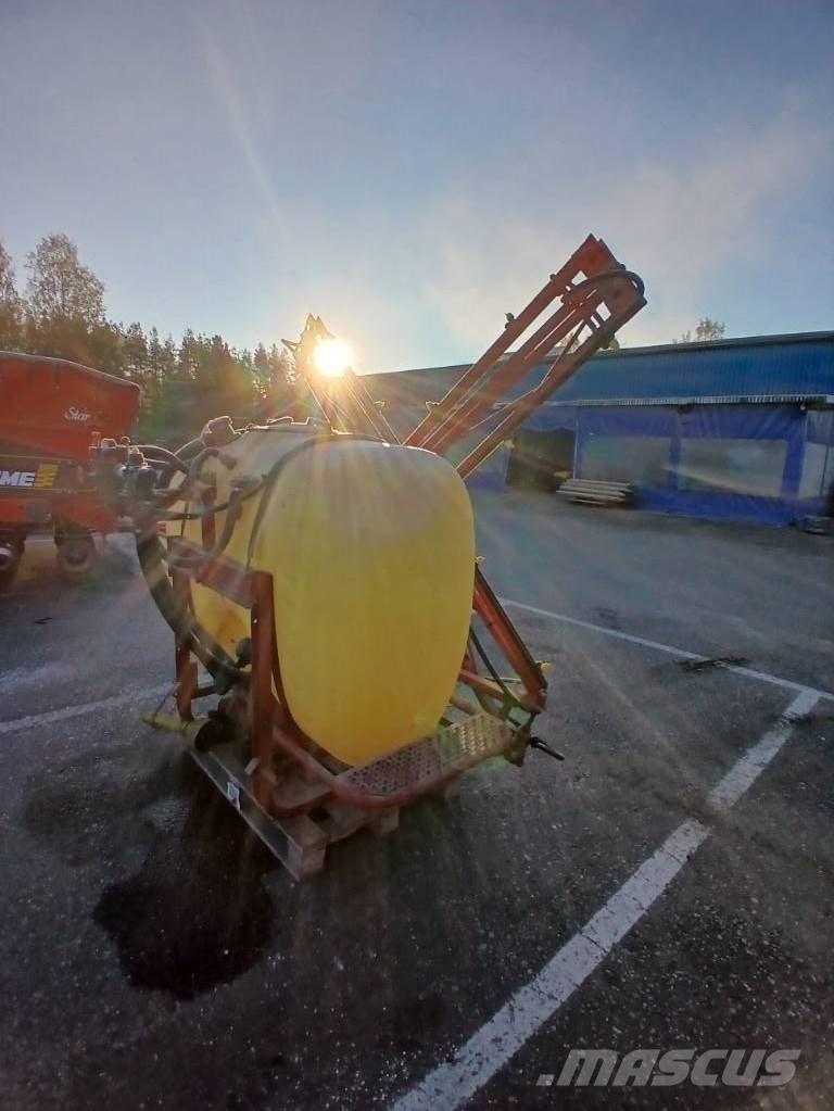 Hardi NK 850 / 12M Навесные опрыскиватели