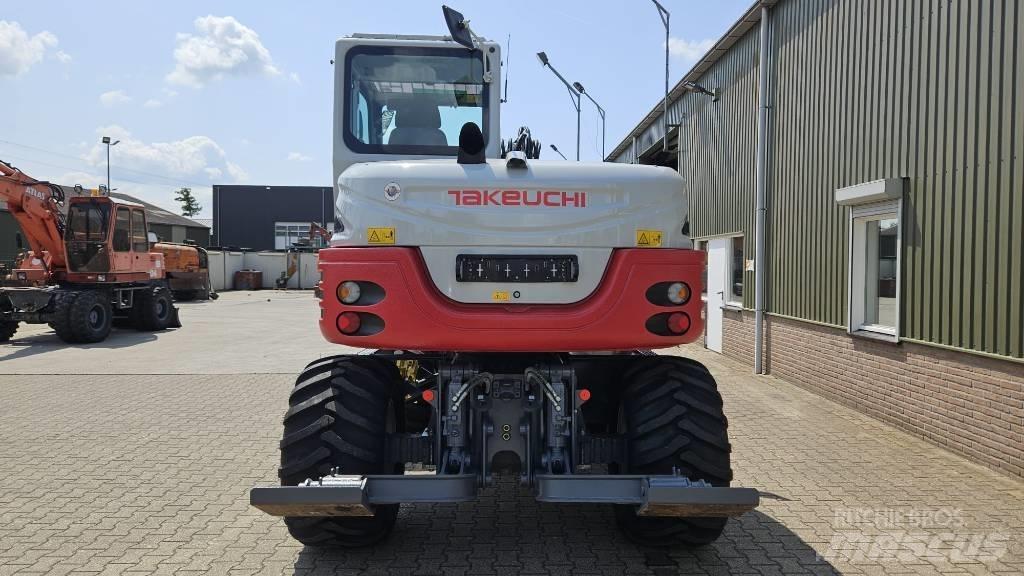 Takeuchi TB295W Колёсные экскаваторы