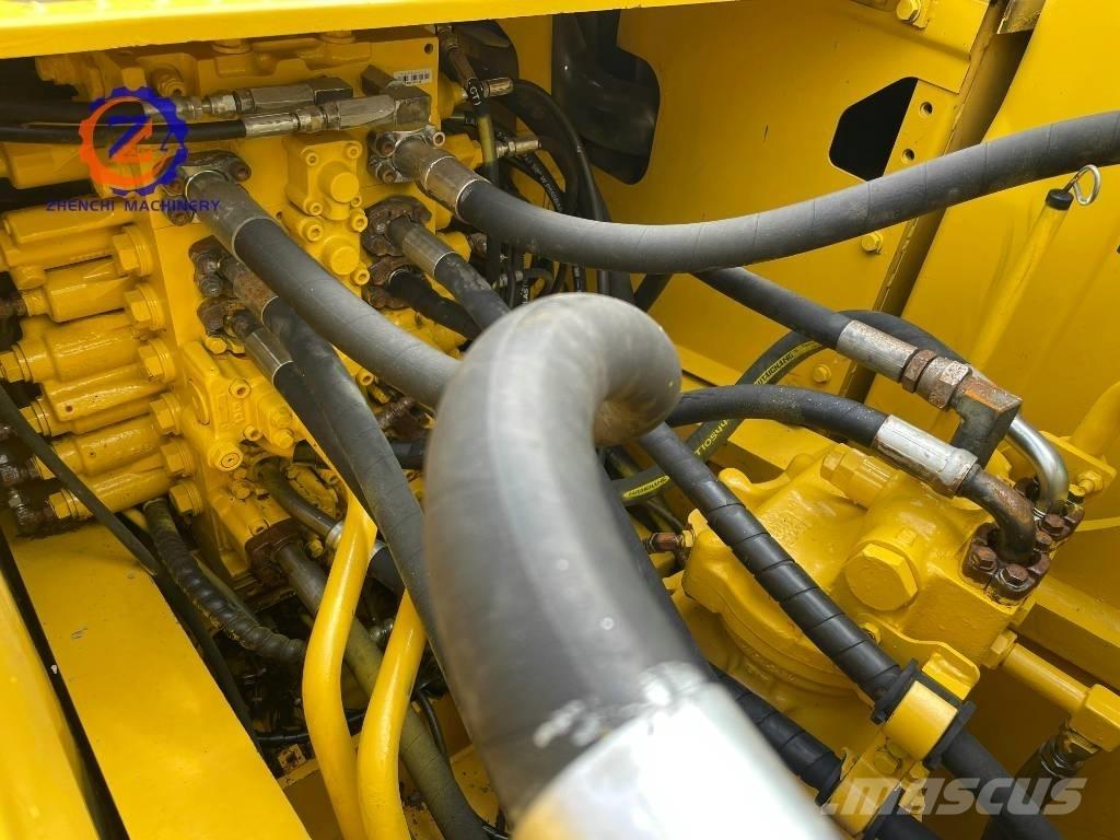 Komatsu PC 220-8 Гусеничные экскаваторы