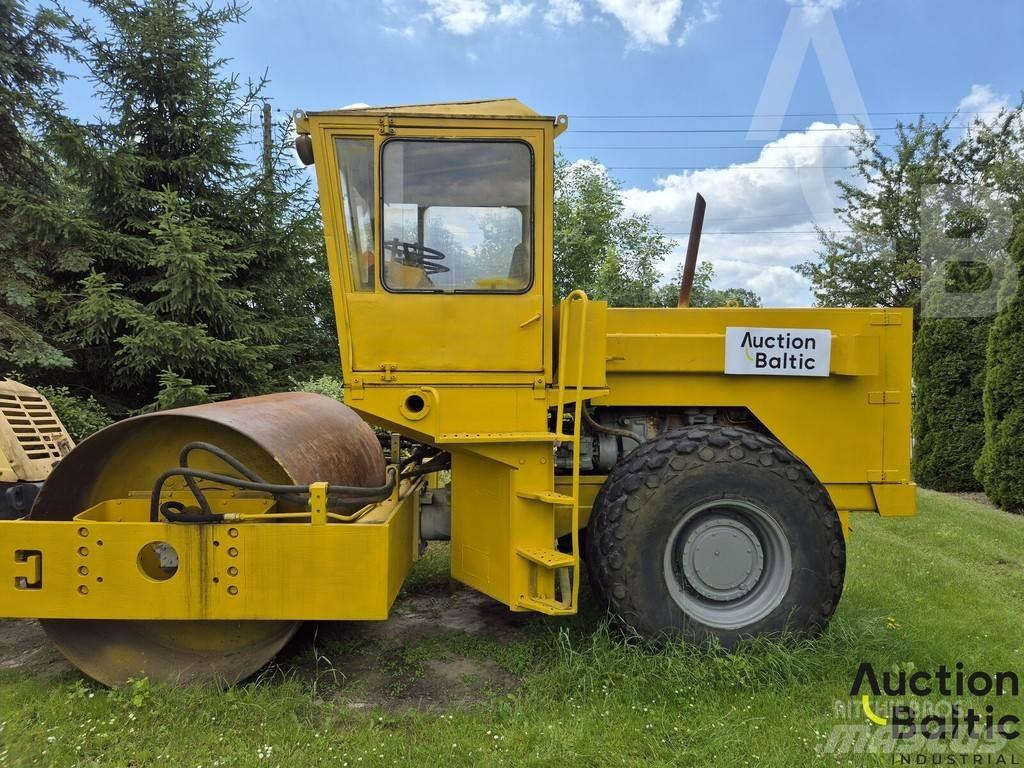 Stavostroj vv111 Грунтовые катки