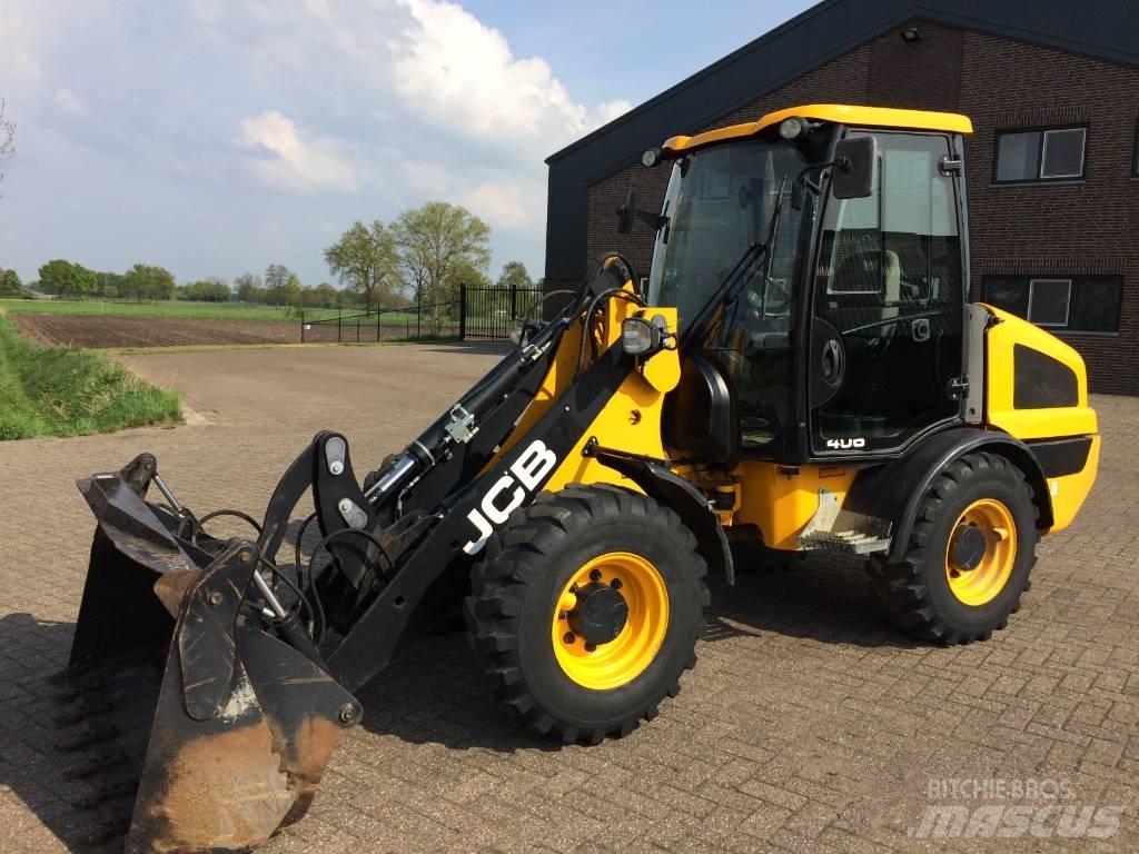 JCB 406 Фронтальные погрузчики