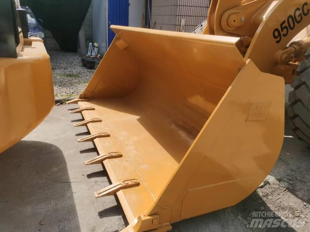 CAT 950gc Фронтальные погрузчики